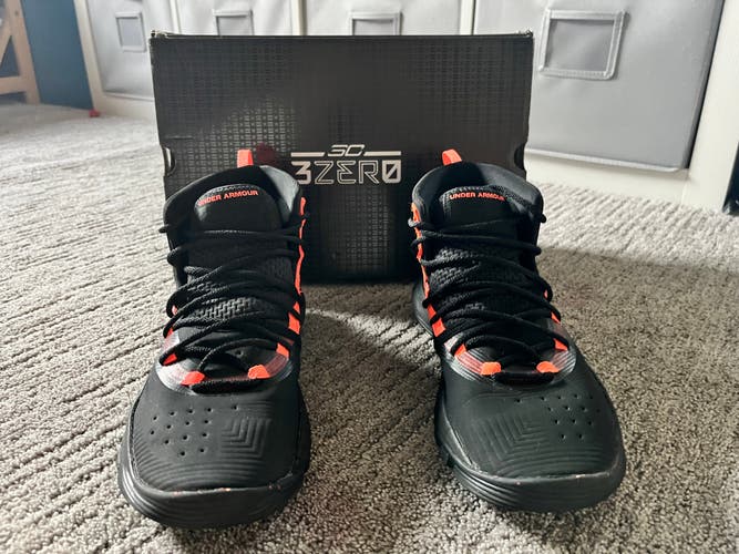 Kid's Size M 6.0 (W 7.0) Under Armour Shoes (Used)