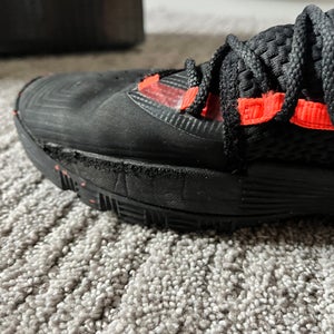 Kid's Size M 5.0 (W 6.0) Under Armour Shoes (Used)