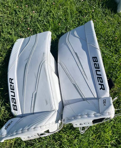 White 32" Intermediate Bauer GSX Goalie Leg Pads