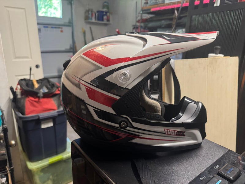 Used ThorMX SVR3 adult Large motocross helmet