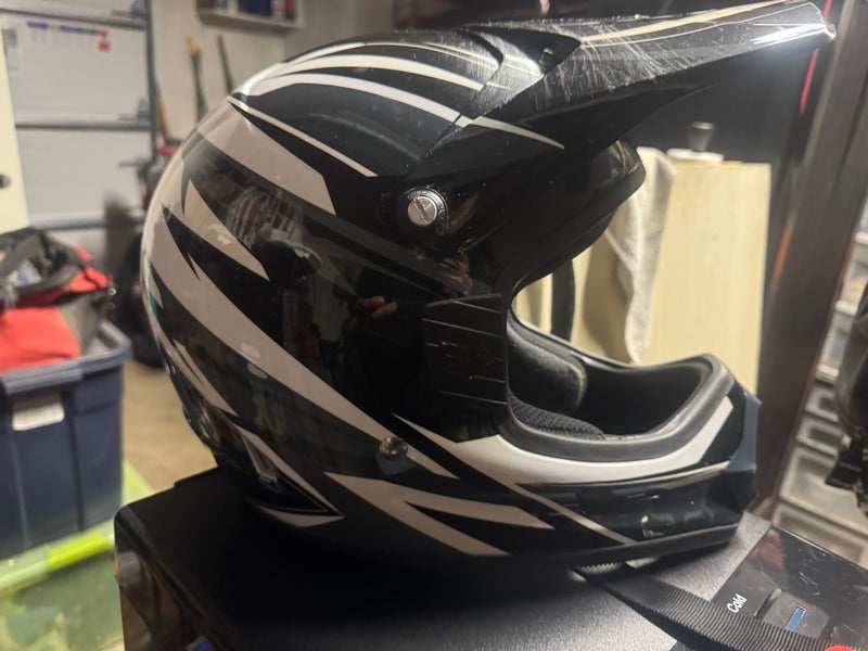Used Fox Tracer White And Black Adult XL Motocross Helmet
