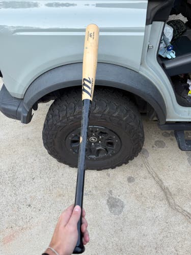 Marucci AP5 Wood Bat (-3) 31 oz 34" (Used)