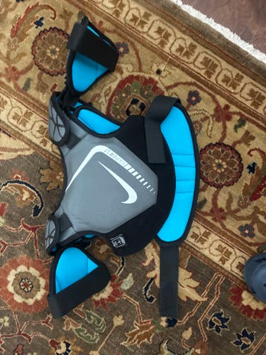 Small Nike Vapor LT Shoulder Pads (Used)