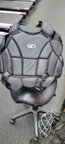 Used Champro CP 135 L Umpire Chest Protector 11497-C000150497