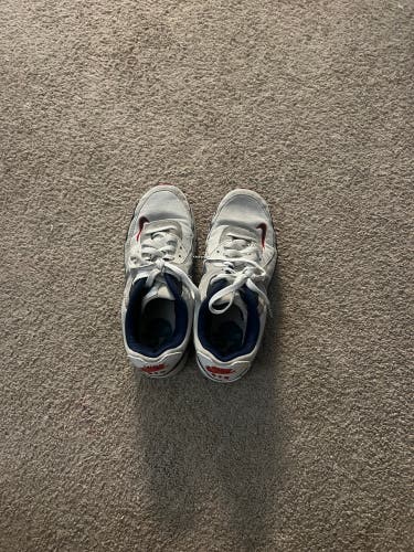 Men's Size M 7.0 (W 8.0) Youth Nike Air Max 95 Shoes (Used)
