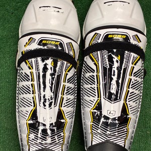 Senior CCM Tacks 5092 Shin Pads 13" (Used)