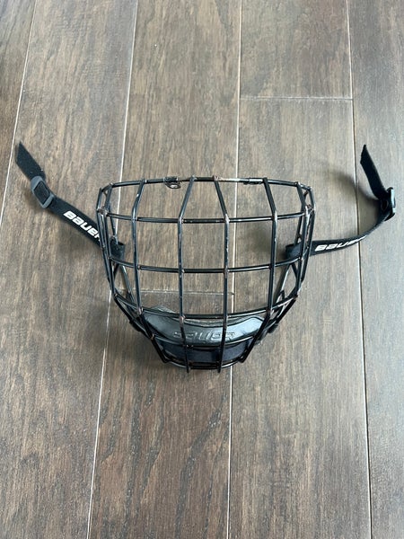 Black Medium Bauer Profile II Facemask (Used)