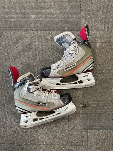 Used Bauer VAPOR X 4.0 Junior Hockey Skate Junior 05 11614-S000217806
