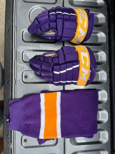 CCM HG4PC Gloves 14" Pro Stock (Used)