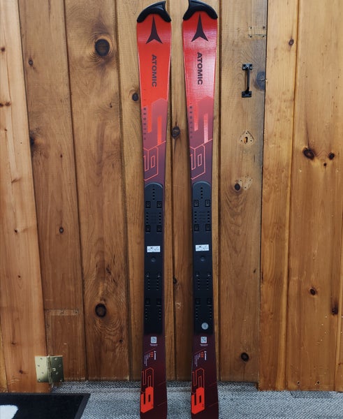 2024 131 cm Atomic Redster S9 Skis Without Bindings (New)