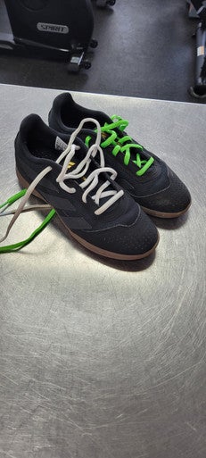 Used Adidas Soccer Indoor Shoes Black Junior 04.5 11497-S000150517