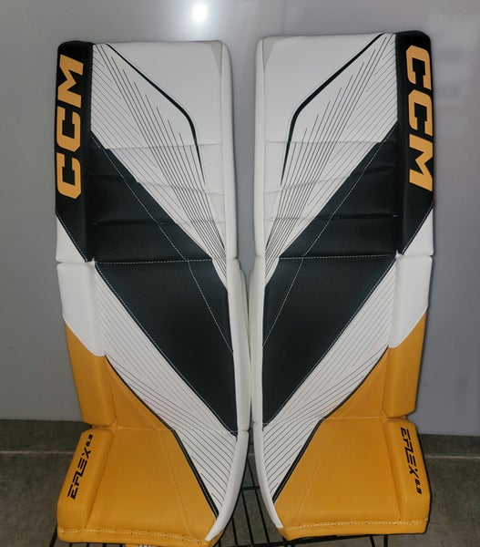33+1" CCM Eflex 6.9 Goalie Leg Pads (New)