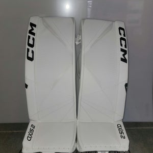 33+1" CCM axis 2 Goalie Leg Pads (New)