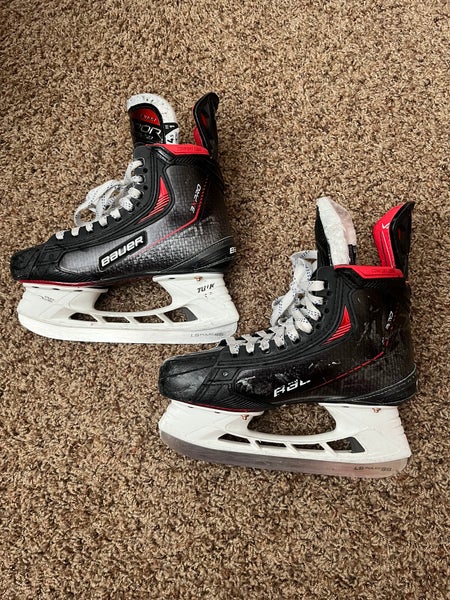 Bauer Vapor 3X Pro Hockey Skates Regular Width Size 4.5 (Used)
