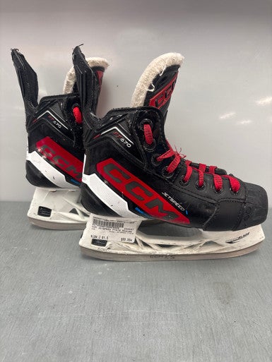 Used CCM JETSPEED FT670 Junior Hockey Skate Junior 01.5 11858-S000077384