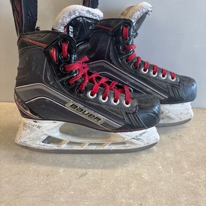 Used Bauer VAPOR X700 Junior Hockey Skate Junior 03 11858-S000077379