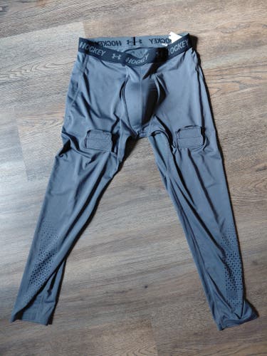 Under Armour Heatgear Youth XL Hockey Base Layer