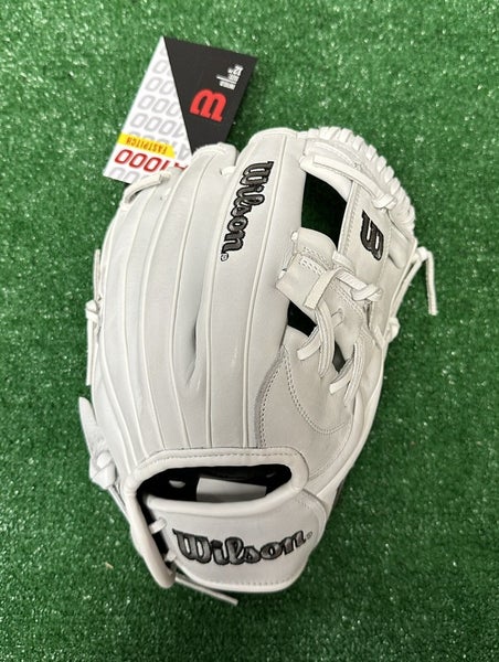 Wilson A1000 12" H12 Infield Fastpitch Softball Glove - WBW10259012