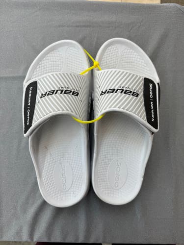 OOFOS x Bauer Slides (M7/W9)