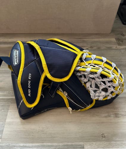Bauer Goalie Glove X3