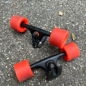 Used Long-boarding Trucks with Wheels