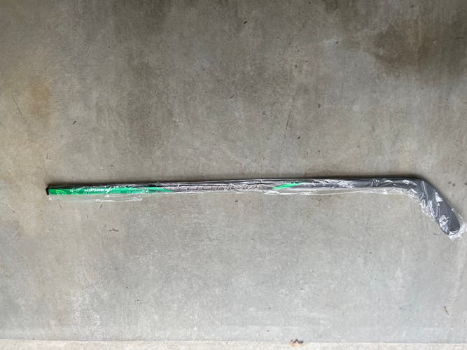 Senior Bauer Nexus Tracer Right Handed Hockey Stick Toe Pattern Pro Stock (New)