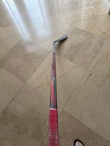 Lightly Used Senior CCM Jetspeed FT7 Pro Right Handed Hockey Stick P28 70 Flex