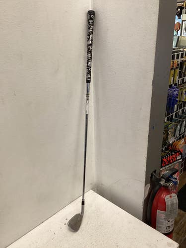 Used Cleveland CG4 Golf Wedge Mens RH Pitching Wedge 11443-S000196056