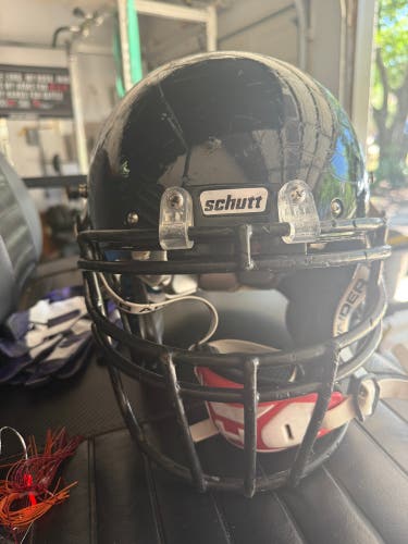 Adult Large Schutt Helmet (Used)