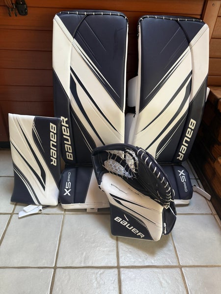 31”+ Medium Intermediate 2024 Bauer Vapor Goalie Full Set New