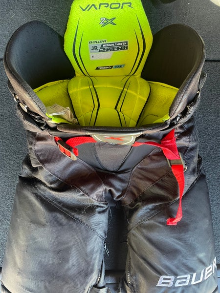 Medium Junior Bauer VAPOR 2X Hockey Pants (Used)