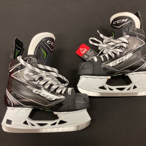 NEW Senior CCM RibCor 78K Hockey Skates Size 6