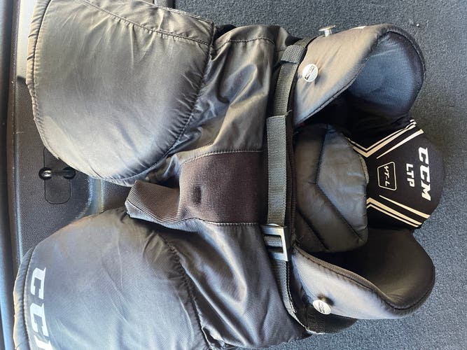 Large Youth CCM LTP Hockey Pants (Used)