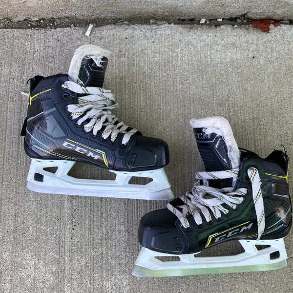 CCM Super Tacks 9370 Hockey Goalie Skates Regular Width | Senior Size: 7