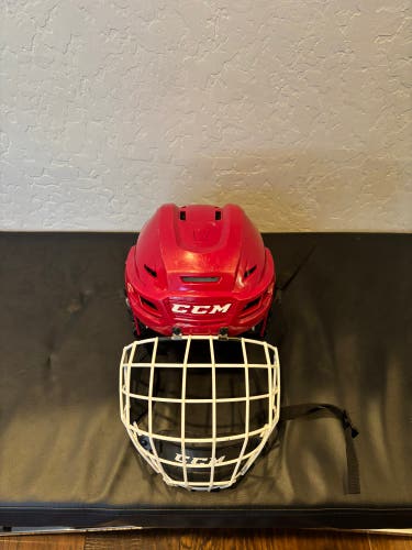 Small CCM Tacks 110 Helmet (Barely Used)