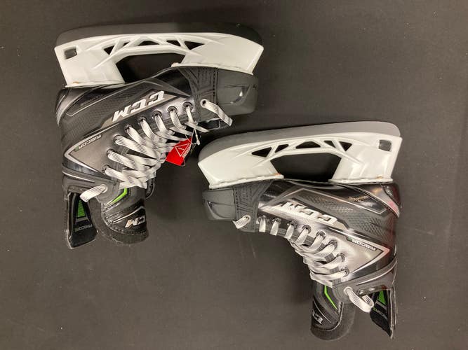 Senior CCM RibCor 80K Hockey Skates Regular Width 7 (New)