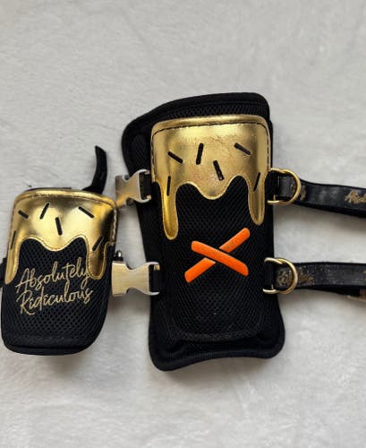 ARIA vegas gold  ice cream leg guard