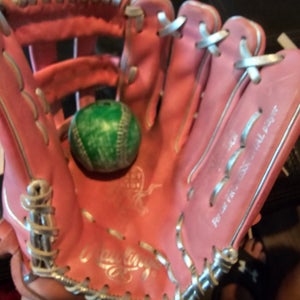 Outfield RH Rawlings Heart of the Hide Baseball Glove 12.75" (Barely Used)