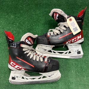 CCM JetSpeed XTRA Hockey Skates Regular Width | Junior Size: 3