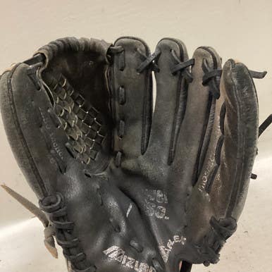 Used Mizuno GPP 1152 BB/SB Glove RH Throw Black 11 1/2" 11725-S000488968