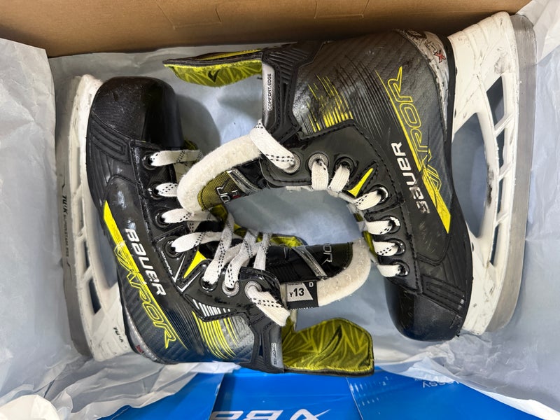 Bauer Vapor X4 Hockey Skates 13 Youth (Used)