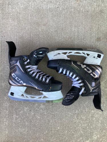 CCM Tacks XF Pro Hockey Skates Regular Width | Senior Size: 8