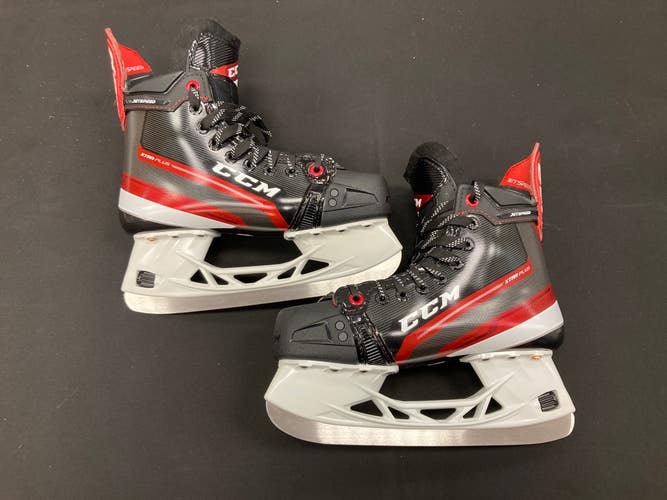 NEW Intermediate CCM Jetspeed XTRA PLUS Hockey Skates Size 5.5