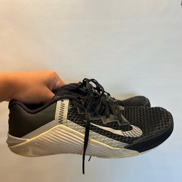 Nike Metcon Shoes - Size 8.5