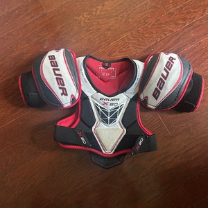 Junior Small Bauer Vapor X80 Shoulder Pads  (Used)