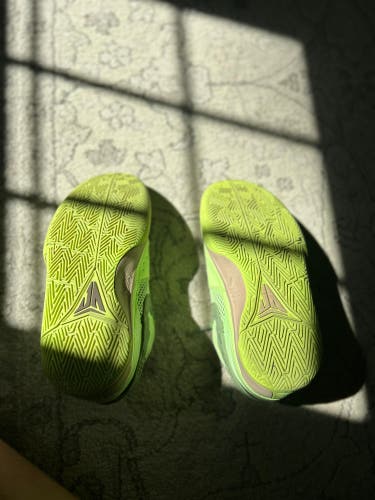 Men's Size M 6.5 (W 7.5) Nike Ja 1 Shoes (Used)
