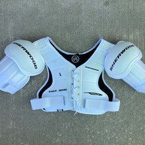Sher-Wood 5030 Shoulder Pads | Size: Senior Large