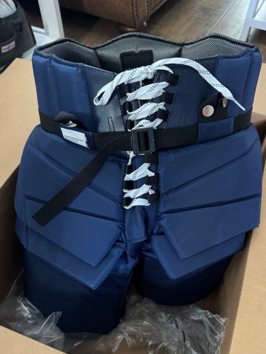 Vaughn SLR4 Pro Carbon Goalie Pants