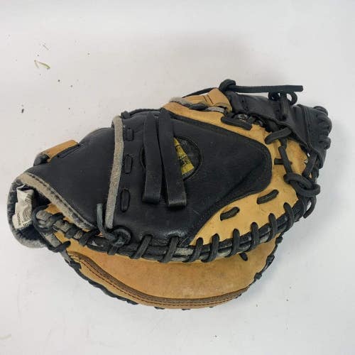 Wilson A600 32.5" Right Hand Thrower Catchers Mitt