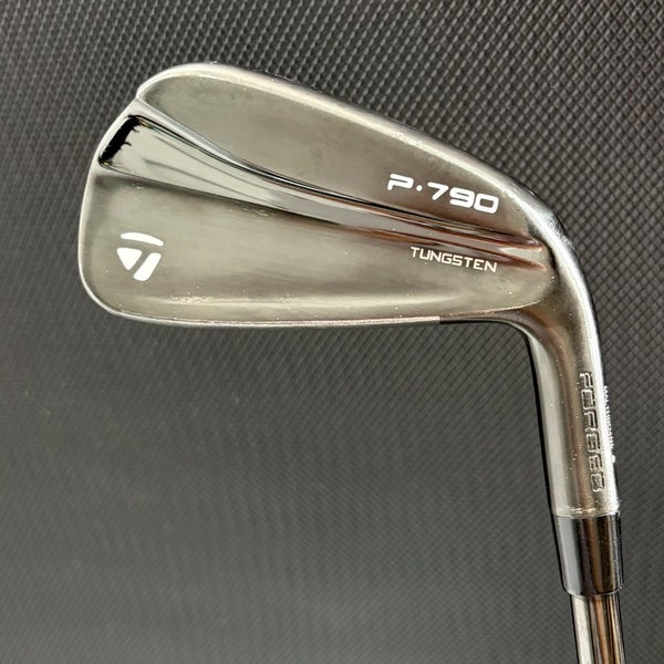 TAYLORMADE P790 PHANTOM BLACK 4 IRON